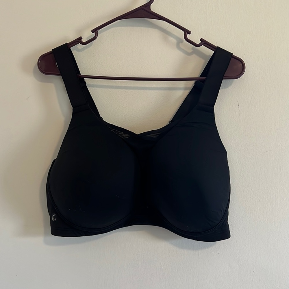 Lane Bryant LIVI Wireless Medium-Impact Wicking Sports Bra 44DD